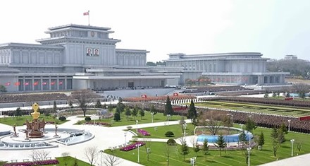 Kim Jong-un and Officials Skip Memorial Visits on Kim Il-sung’s Birthday 썸네일