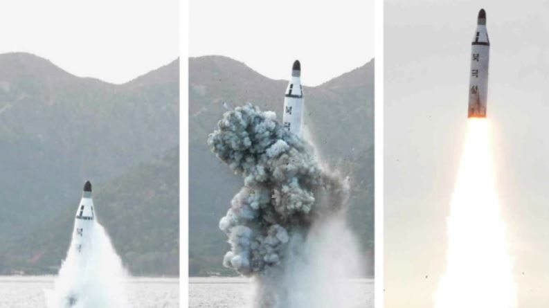 북극성1호 발사 장면.JPG