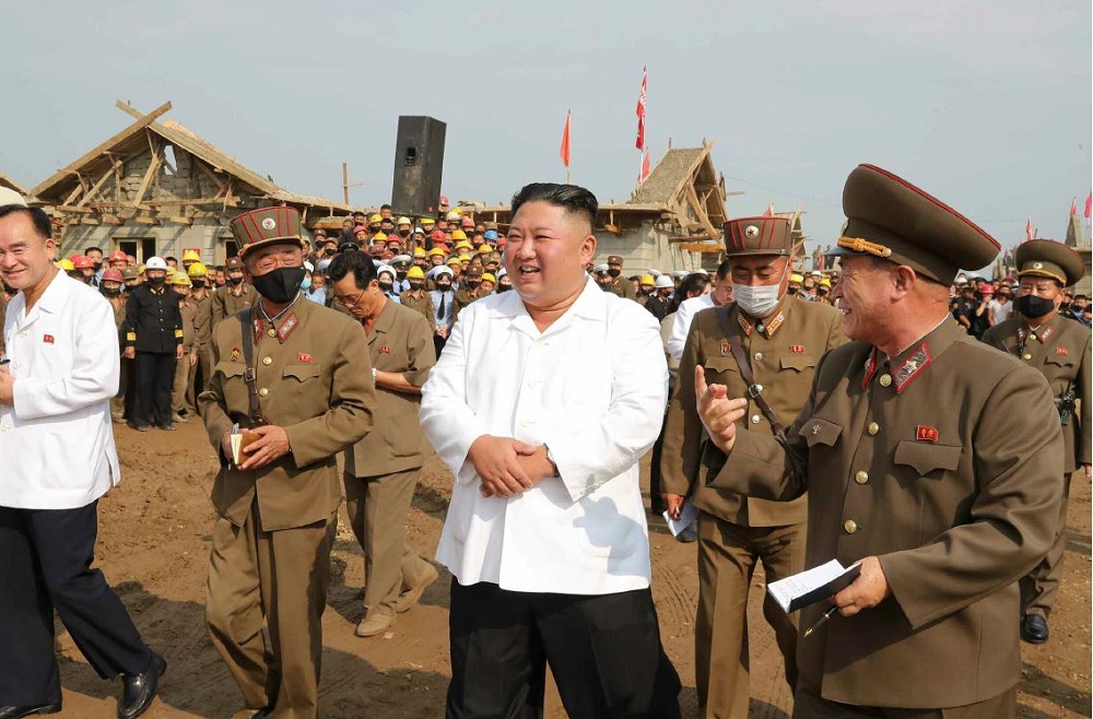 김정은 수해 현장.JPG