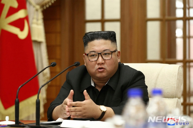 노동당 정치국회의 7기18차.jpg