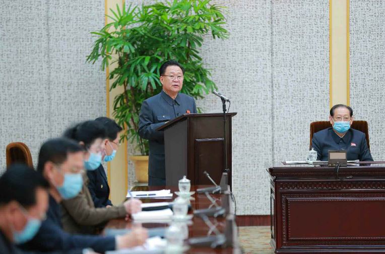 최고인민회의상임위.JPG